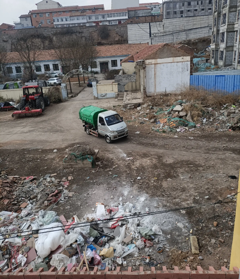 这就是永清社区乱到垃圾，有人管没有左权县的卫生城市是怎样评上的